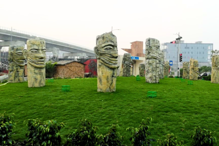 21 Pillars, Newtown, Akankha,